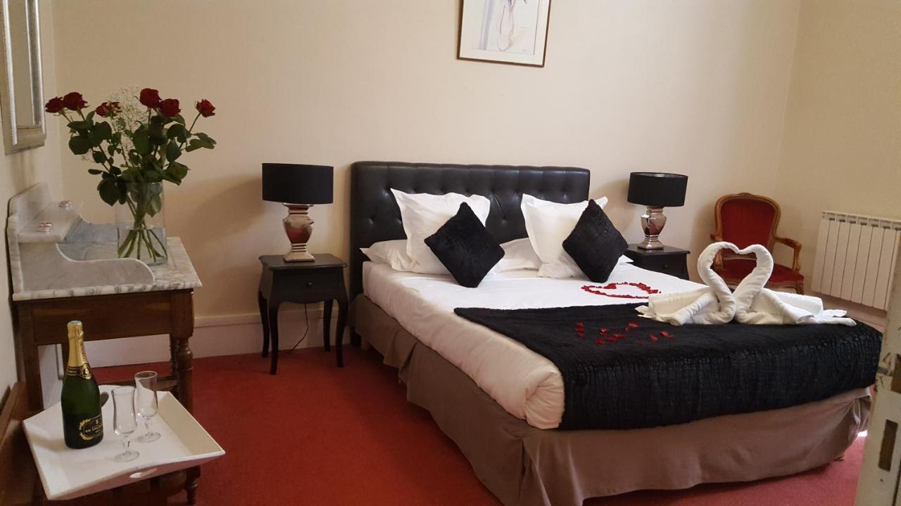 Hotel Raymond VII Cordes-sur-Ciel Bagian luar foto
